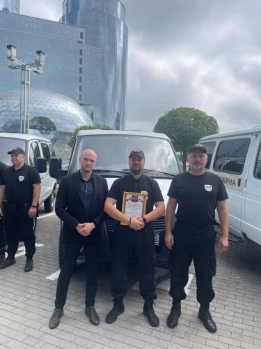 Красногорской народной дружине «РАРОГ» вручили служебный автомобиль от Главного управления региональной безопасности Московской области