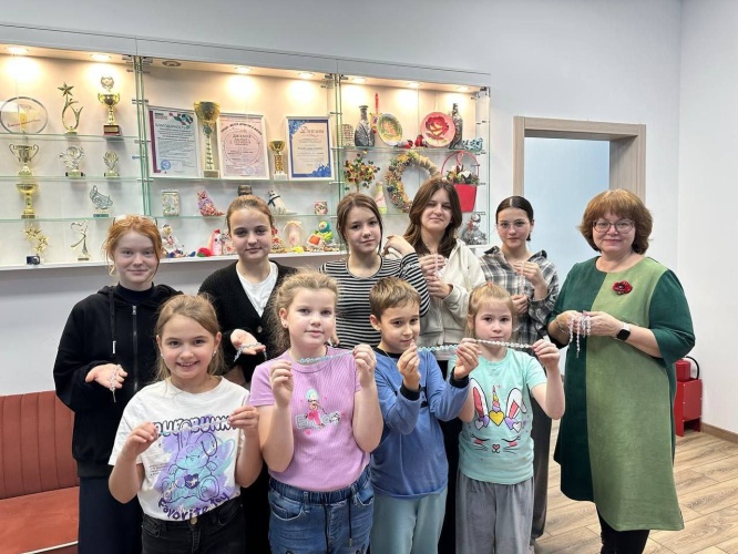 В преддверии Дня матери в культурно-досуговом клубе «Мечта» организовали мастер-класс