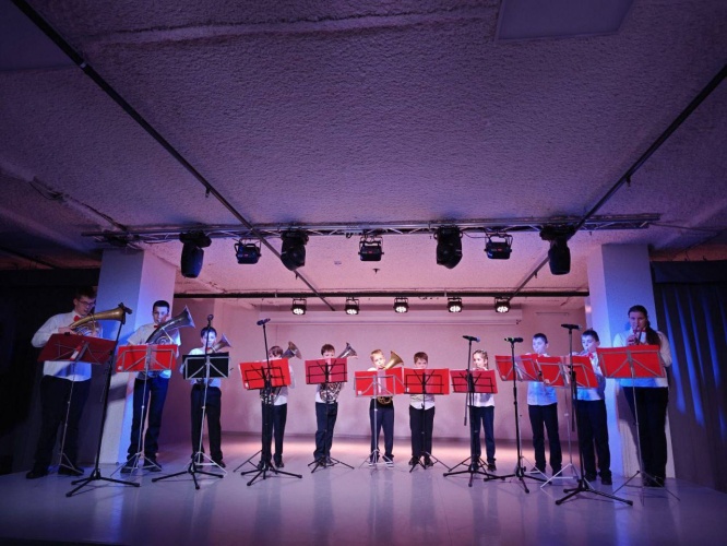 В КДК «Мечта» прошел концерт «Мамина улыбка», приуроченный ко Дню матери