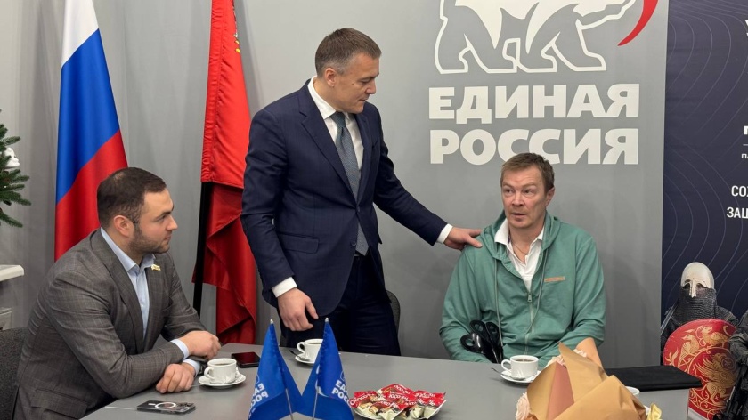 В местном отделении партии «Единая Россия» состоялась встреча с участником СВО