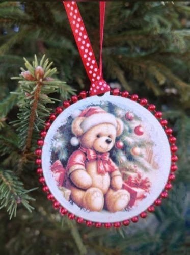 Мастер-класс по изготовлению деревянной ёлочной игрушки методом декупажа в Красногорске