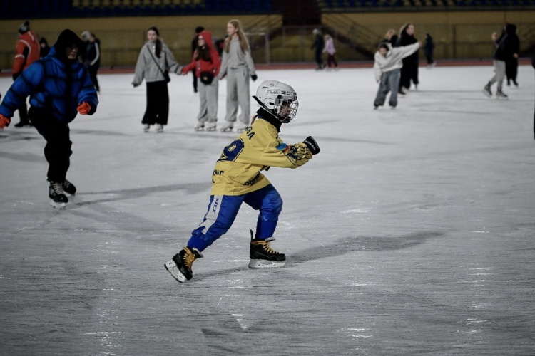 Актуальное расписание работы катков в Красногорске!