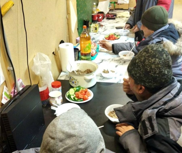 Пока в Красногорске ведётся борьба с последствиями рекордного снегопада, важно, чтобы в этих условиях были обеспечены все условия для работников