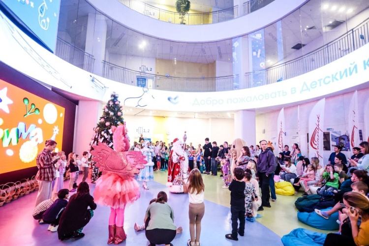 Марафон из более 300 новогодних и рождественских мероприятий подходит к завершению