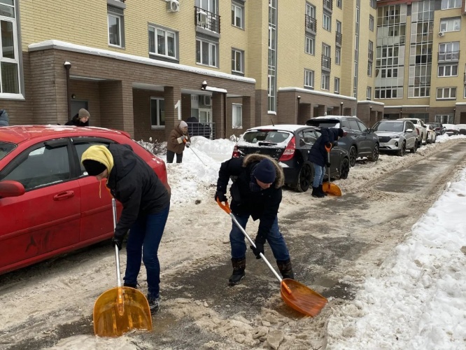 В Красногорске в разгаре зимний субботник