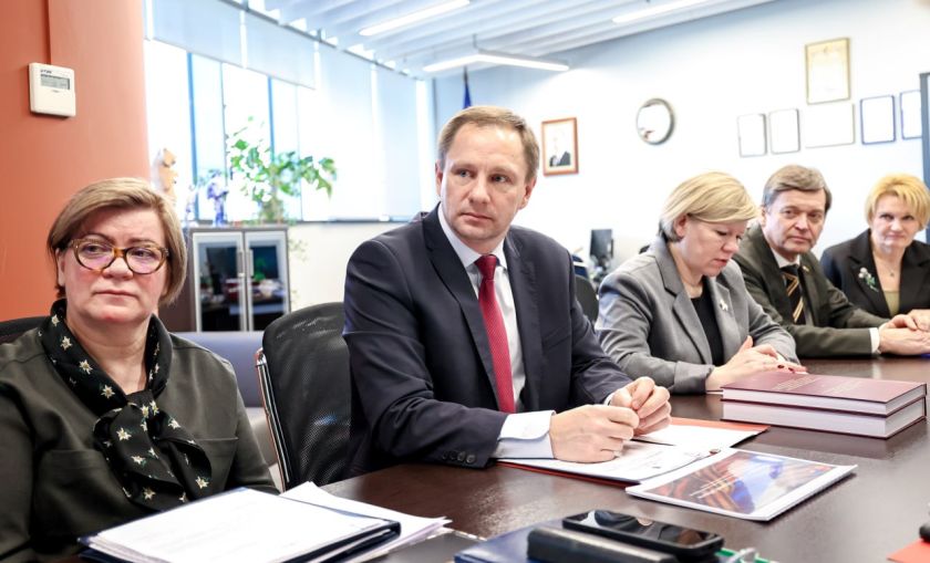 Дмитрий Волков принял участие в заседании комитета Московской областной Думы по присвоению Красногорску звания «Город трудовой доблести»