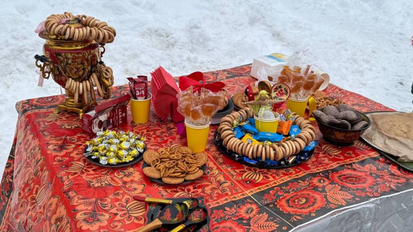 В Опалиховской средней школе шумно, весело и по-настоящему вкусно отметили Масленицу!