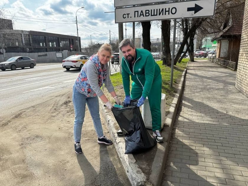 В поликлинике имени Л.Ф. Смуровой прошел весенний субботник