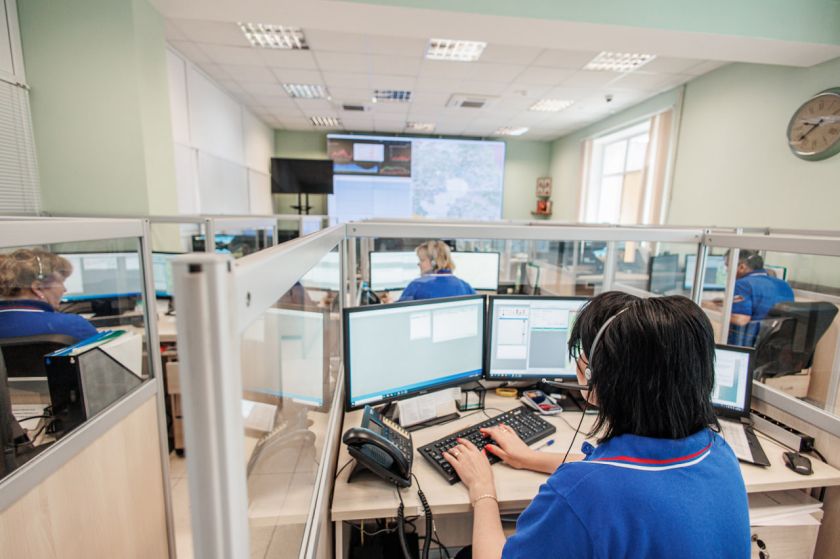 В Подмосковье напомнили, как быстро оформить ДТП без ГИБДД через «112» 