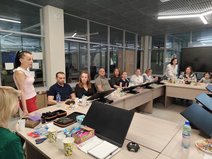 Меры поддержки, предоставление льгот, варианты психологической помощи – эти и многие другие вопросы обсудили на встрече в Центре поддержки участников СВО и членов их семей