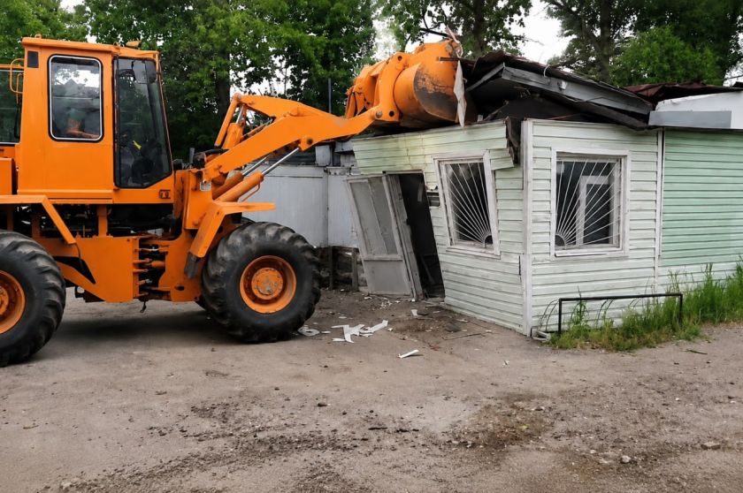 55 незаконных павильонов демонтировали в Красногорске с начала года  