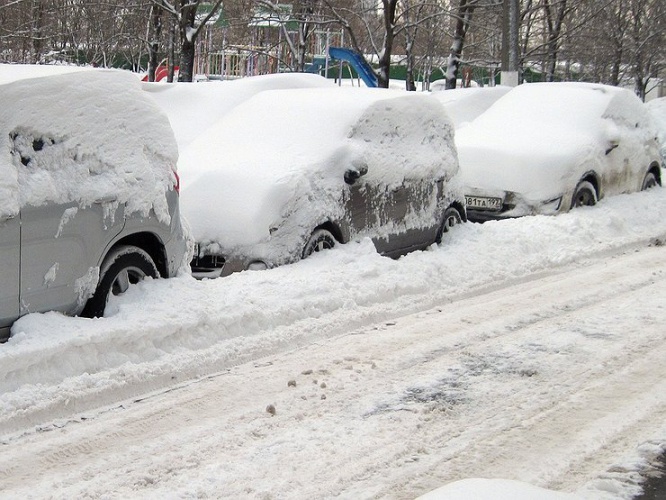Зима встречается водителям по-разному