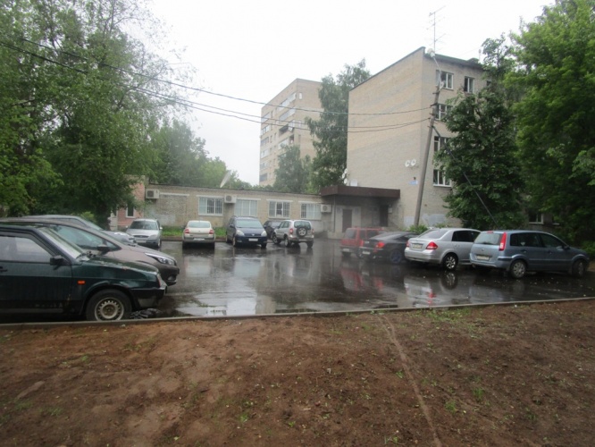 Почти 2 тысячи парковочных мест появилась  в 5 районах Подмосковья