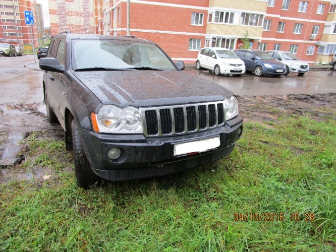 Свыше 600 случаев парковки на газонах выявлено в Щелковском районе