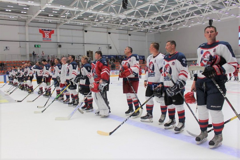 В Красногорске завершился сезон хоккея с шайбой