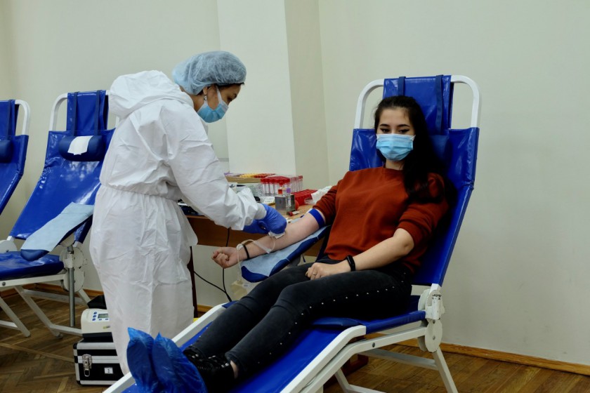Свыше 16 литров крови сдали красногорские студенты