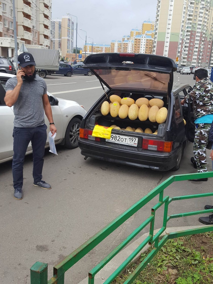 В Нахабино пресекли несанкционированную уличную торговлю