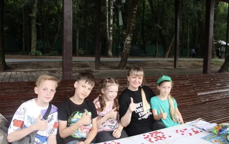 Развивающие игры для детей прошли в парке Красногорска