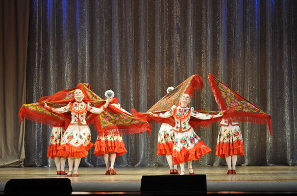Концерт народного ансамбля танца «Россия»