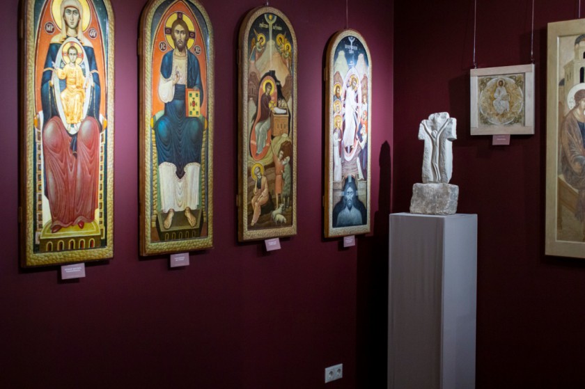В Красногорске открылась выставка современного церковного искусства