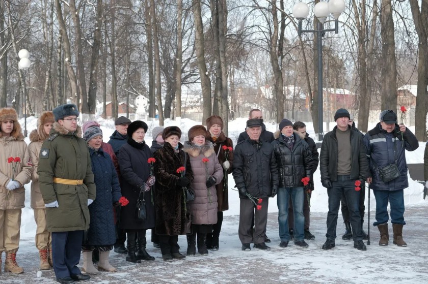 Торжественный митинг состоялся у мемориала Победы в Красногорске