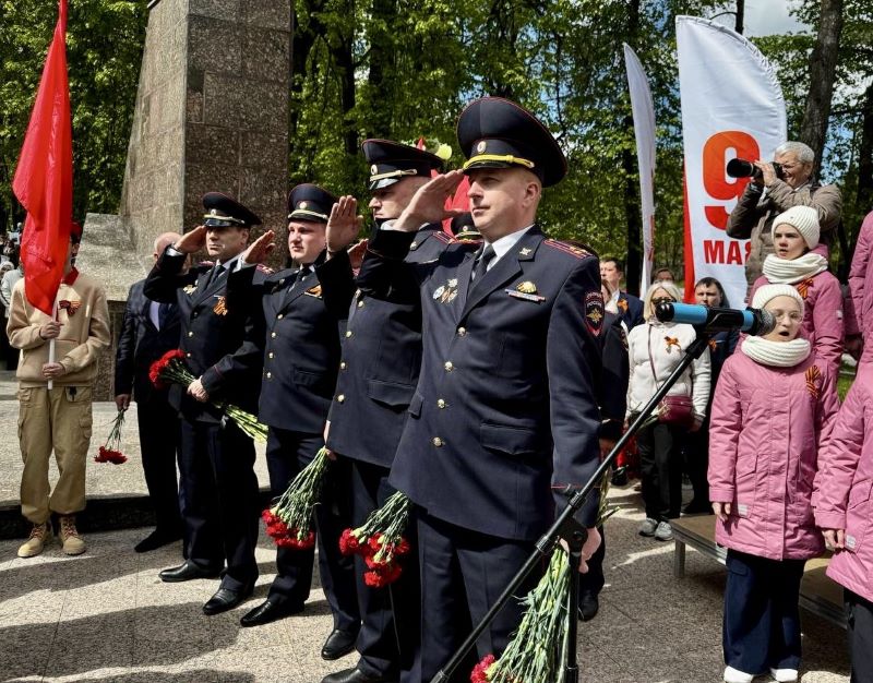 В Красногорске полицейские приняли участие в торжественных мероприятиях, посвященных Дню Победы