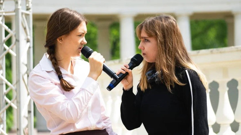 В музее-усадьбе «Архангельское» прошел фестиваль подростковых театральных студий #ПОДМОСТКИРОССИИ