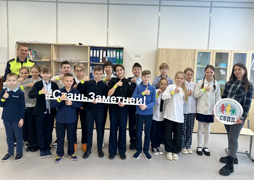 В преддверии летних каникул сотрудники Подмосковной Госавтоинспекции напомнили школьникам правила безопасности на дорогах