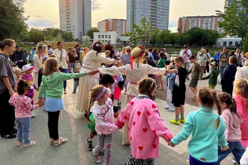 Праздничное народное гулянье состоялось в Красногорске 