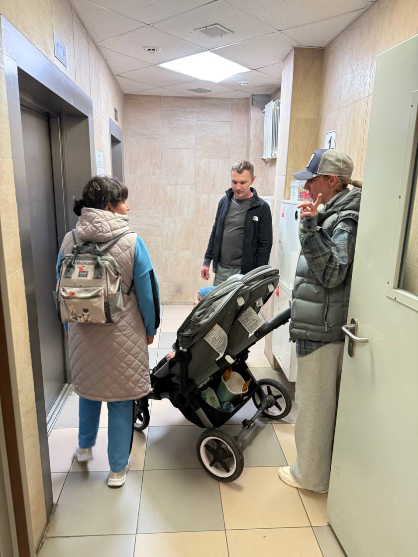 В Красногорске заместитель главы провел обход территории