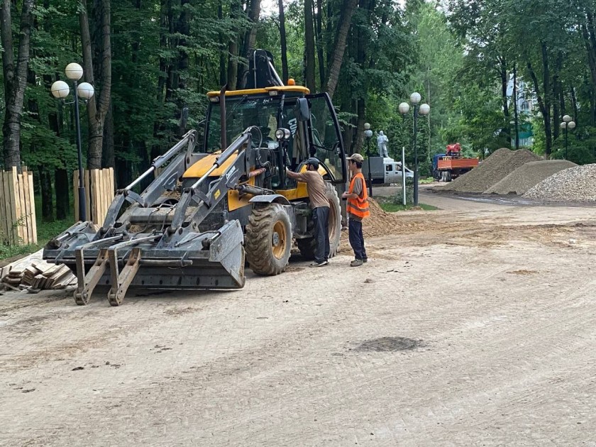 Напоминаем, что в Городском парке ведутся работы по благоустройству.