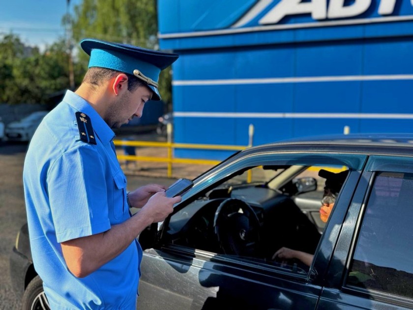 В Подмосковье Госавтоинспекция и судебные приставы провели рейд "Должник": акцент на своевременной оплате штрафов за нарушения ПДД