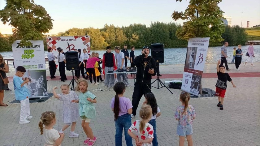 «Летний вечер у реки» порадовал жителей в последние выходные лета