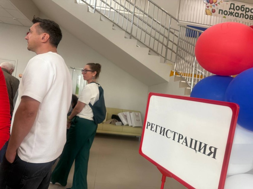 Прием граждан в формате выездной администрации проходит в ЖК «Лесобережный»