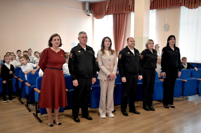 В школе № 17 Красногорска стартовал цикл мероприятий «Безопасная осень»
