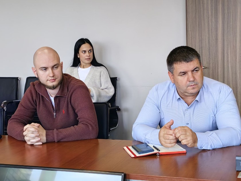 Заместитель главы городского округа Красногорск Даниил Зеленев провел традиционное совещание по вопросам транспорта