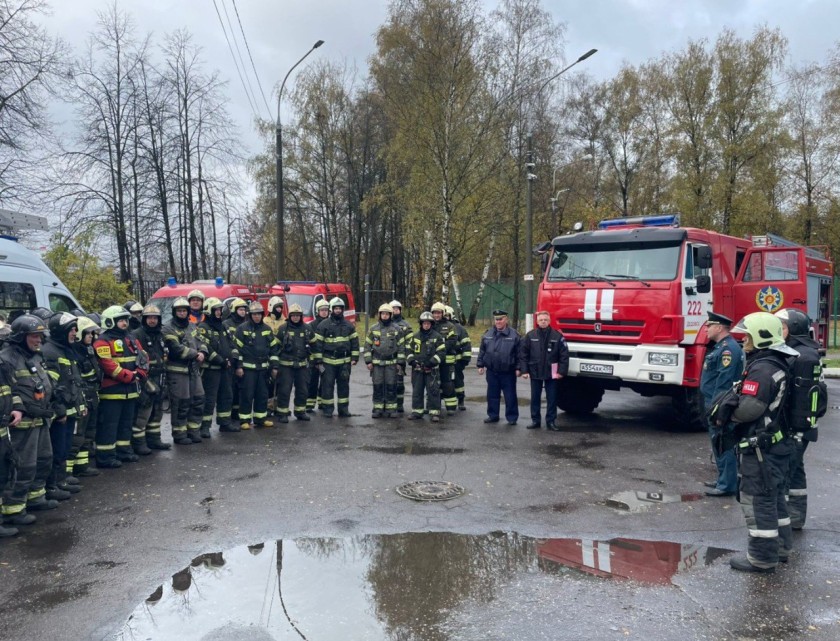 Пожарные провели учения на базе ФОК «Нахабино»