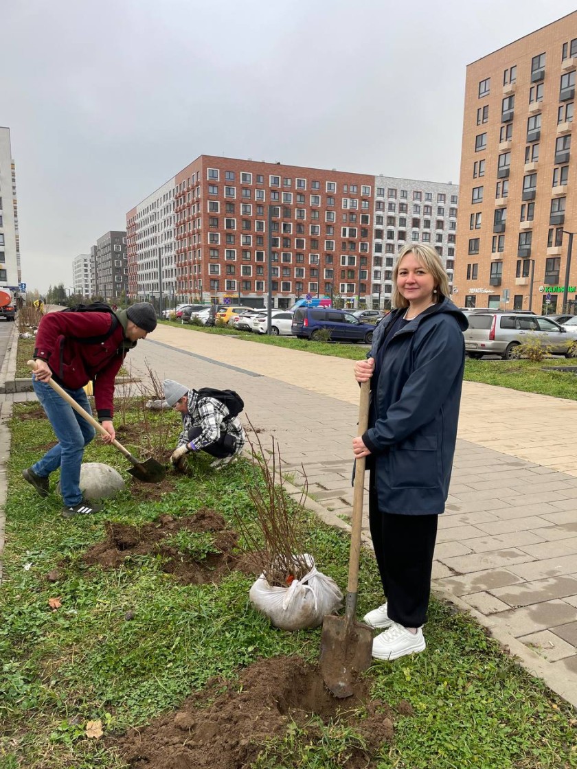 В жилом комплексе «Ильинские луга» прошла акция по озеленению территории