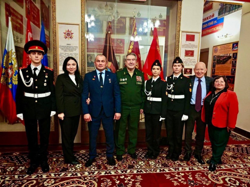 Красногорские кадеты десятого класса лицея № 1 стали участниками круглого стола под названием «Связь поколений»