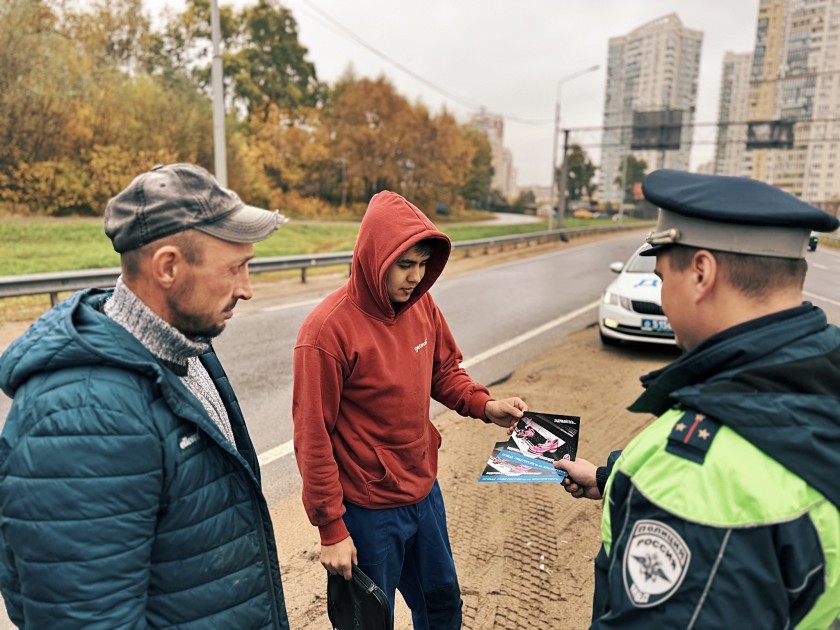 Сотрудники Подмосковной Госавтоинспекции  проводят инструктажи по безопасности дородного движения для водителей мусоровозов