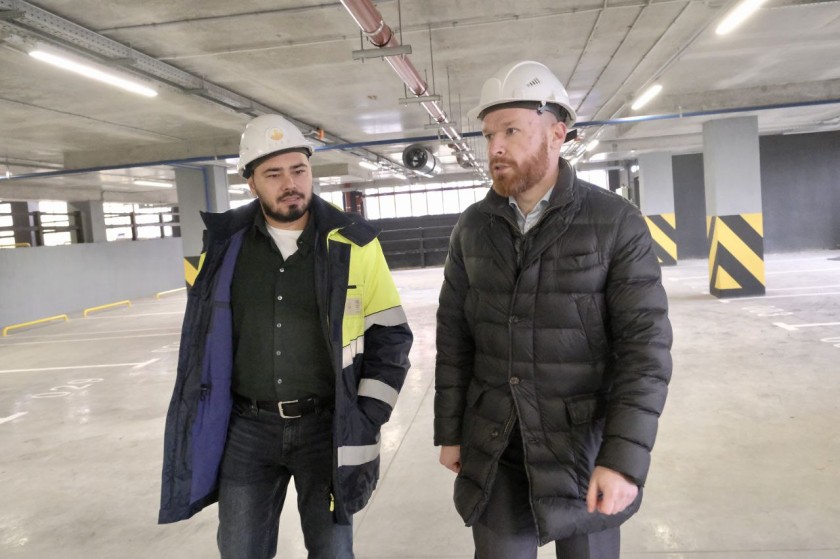 В поселке Путилково продолжается строительство паркинга на 425 мест