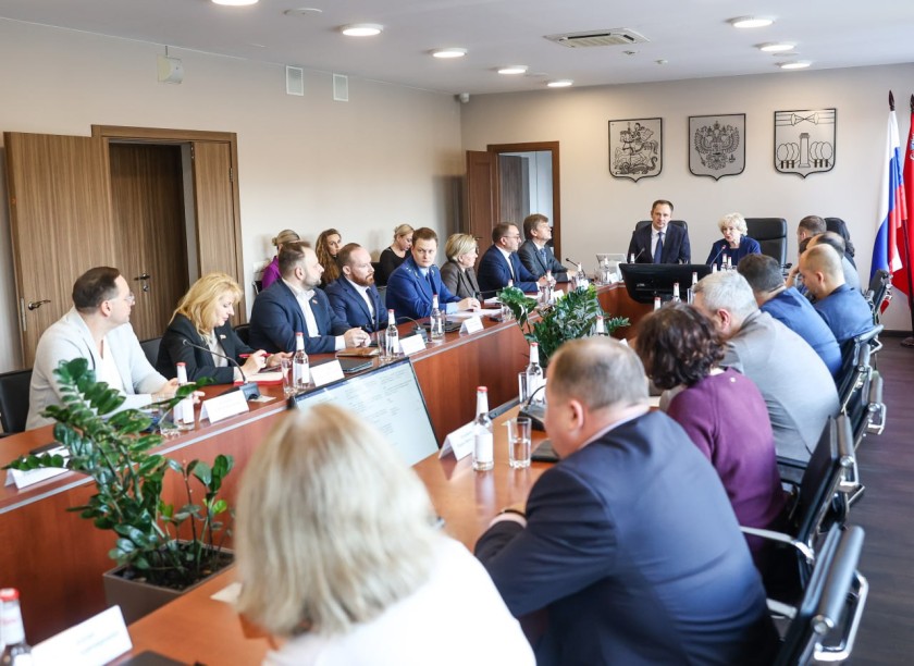 Глава городского округа Красногорск и депутат Московской областной Думы приняли участие в заседании Совета депутатов