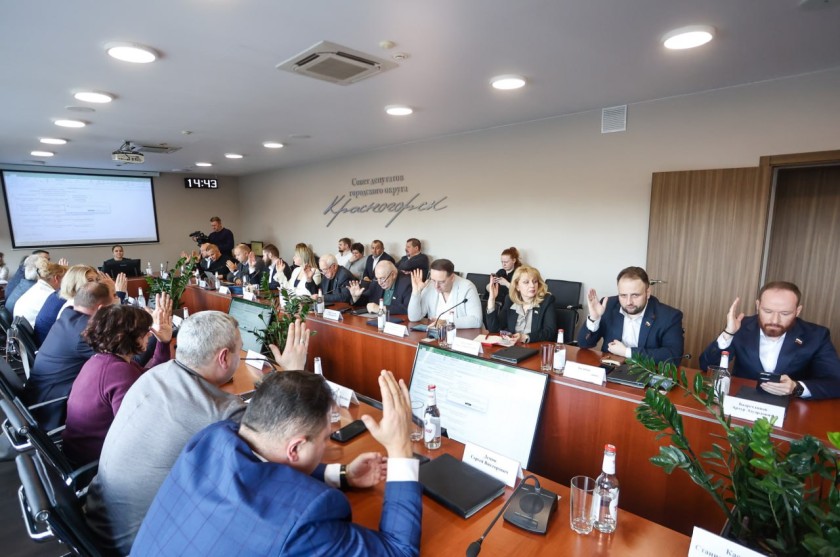 Глава городского округа Красногорск и депутат Московской областной Думы приняли участие в заседании Совета депутатов