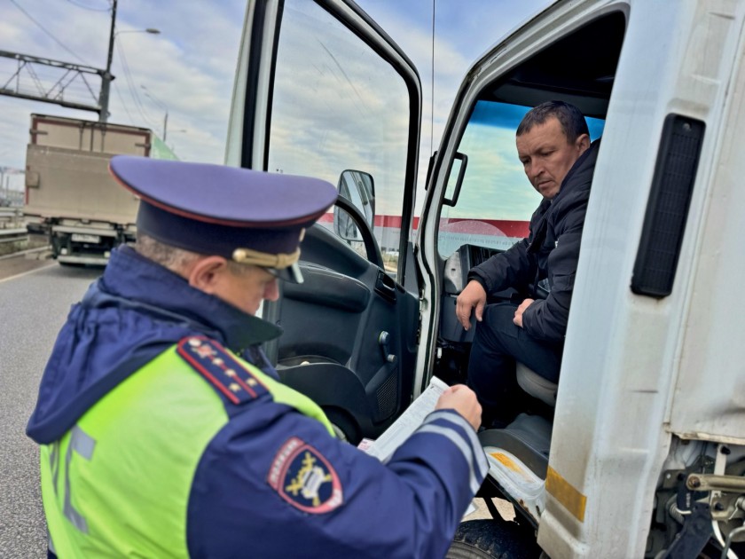 Госавтоинспекция усиливает контроль за большегрузным транспортом