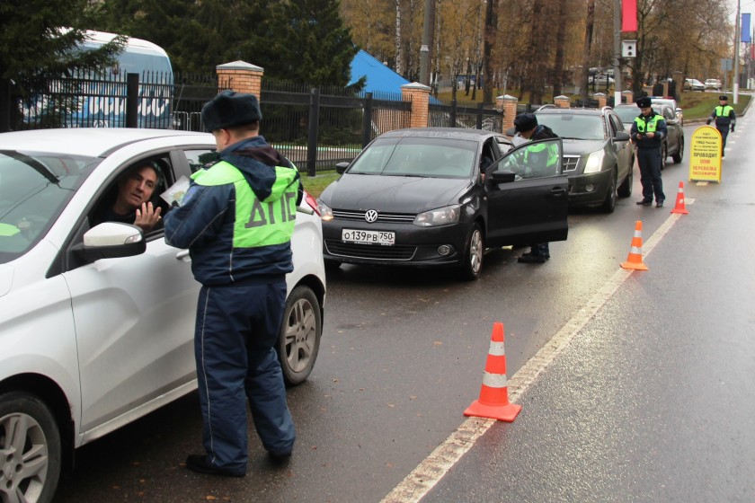 Алкоголь за рулём — это преступление, а не веселье!