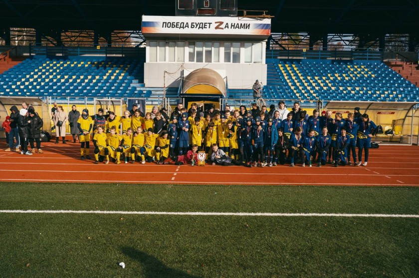 На стадионе «Зоркий» прошел футбольный турнир, посвященный Герою России Александру Водопьянову