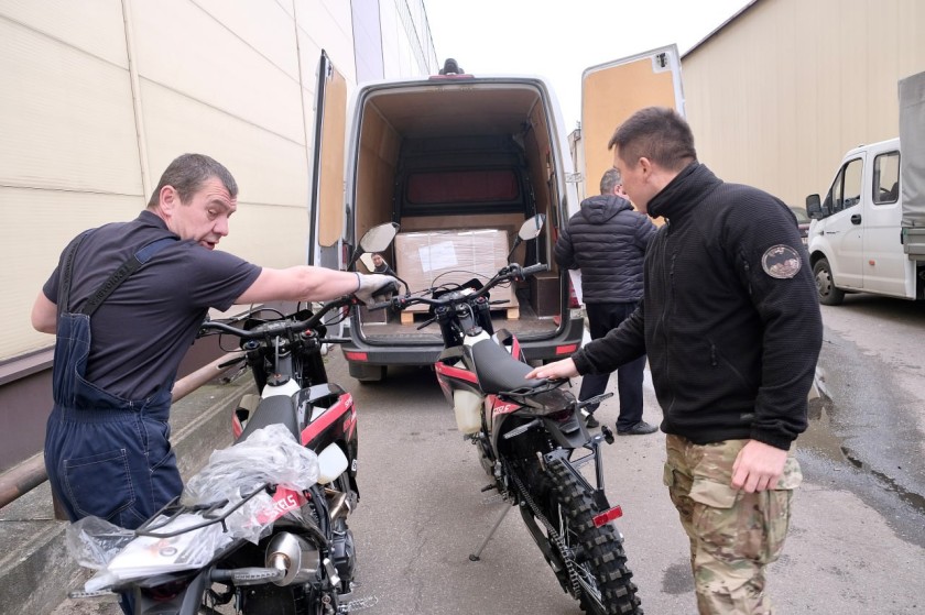 Около трех тонн груза будет отправлено из Красногорска в зону специальной военной операции