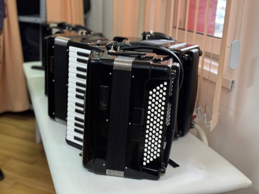 Депутат Мособлдумы Роман Володин посетил детские школы искусств Красногорска