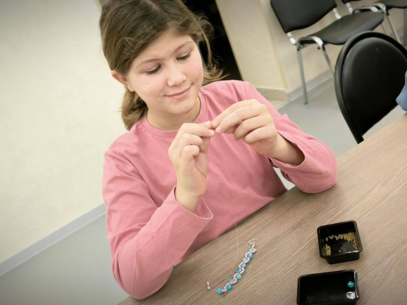 В преддверии Дня матери в культурно-досуговом клубе «Мечта» организовали мастер-класс