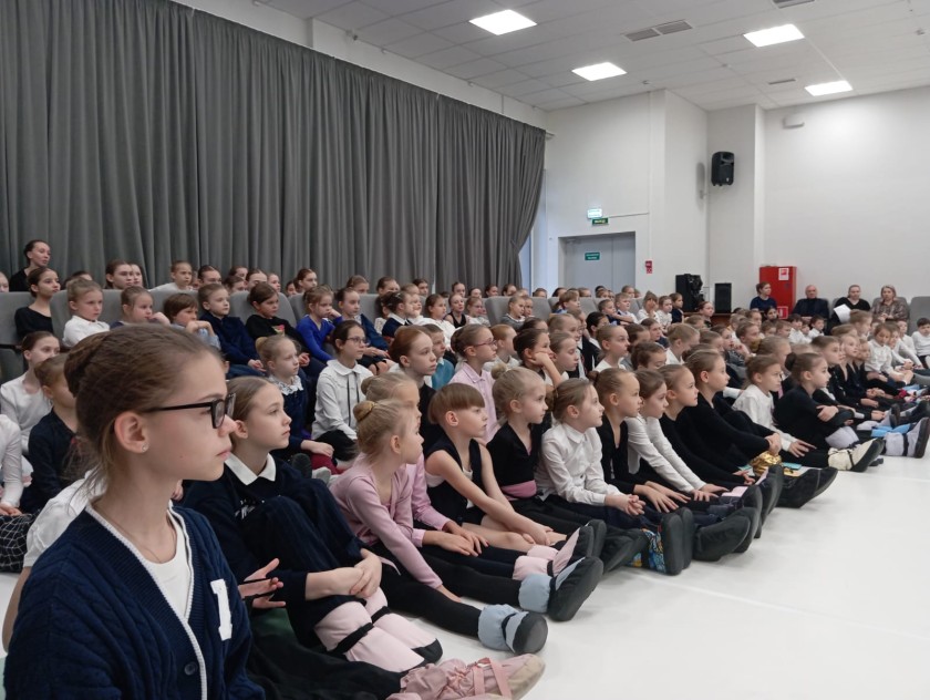 Встреча с Героем России Александром Белоглазовым состоялась в детской хореографической школе «Вдохновение»